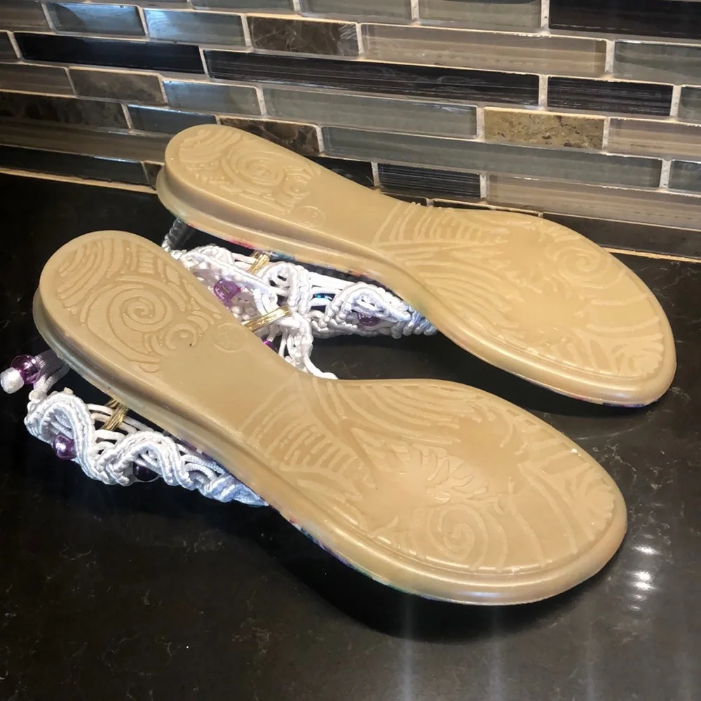 NWOT Girls custom‎ macrame sandals